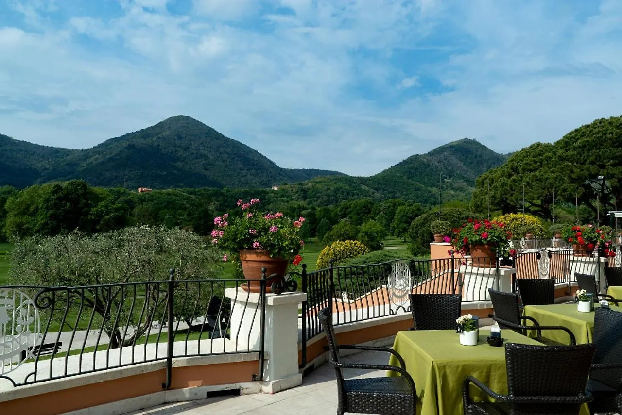 Maison d'hôtes Hotel Golf Club Padova - Relais Graya à Galzignano Terme